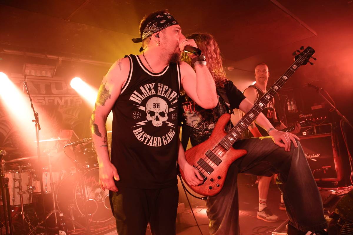 Hardcore nářez v Rock Café. Status Praesents oslavili 30 let a pokřtili singl Ready To Fly