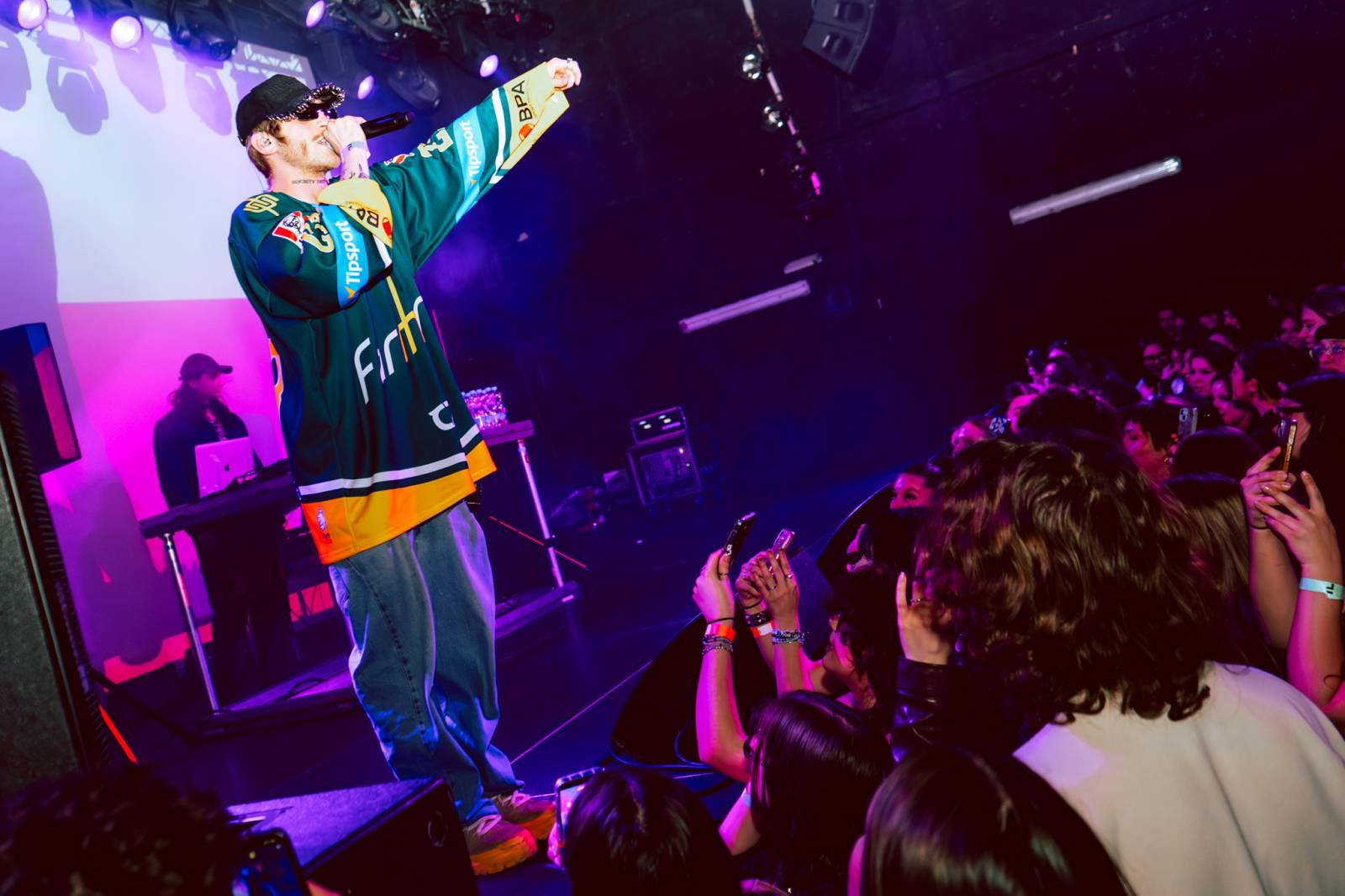 Mat213 a Gufrau s Victorem Kalem přivezli svou tour na Flédu v Brně, hostoval jim Rohony