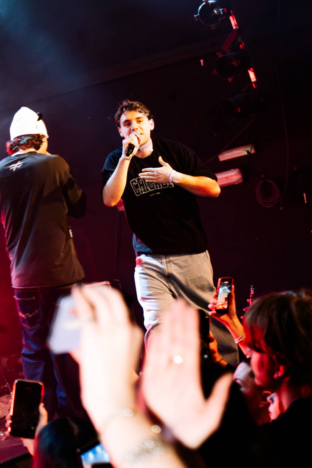 Mat213 a Gufrau s Victorem Kalem přivezli svou tour na Flédu v Brně, hostoval jim Rohony