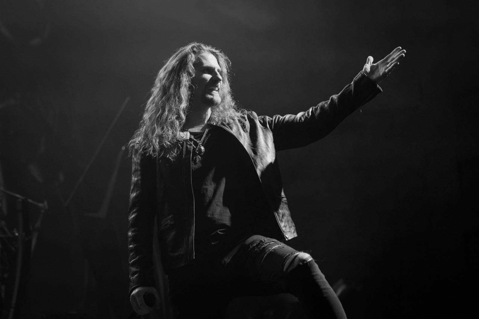 Monumentální show a silné skladby. Epica a Amaranthe dorazili do Fora Karlín, doprovodila je Charlotte Wessels 