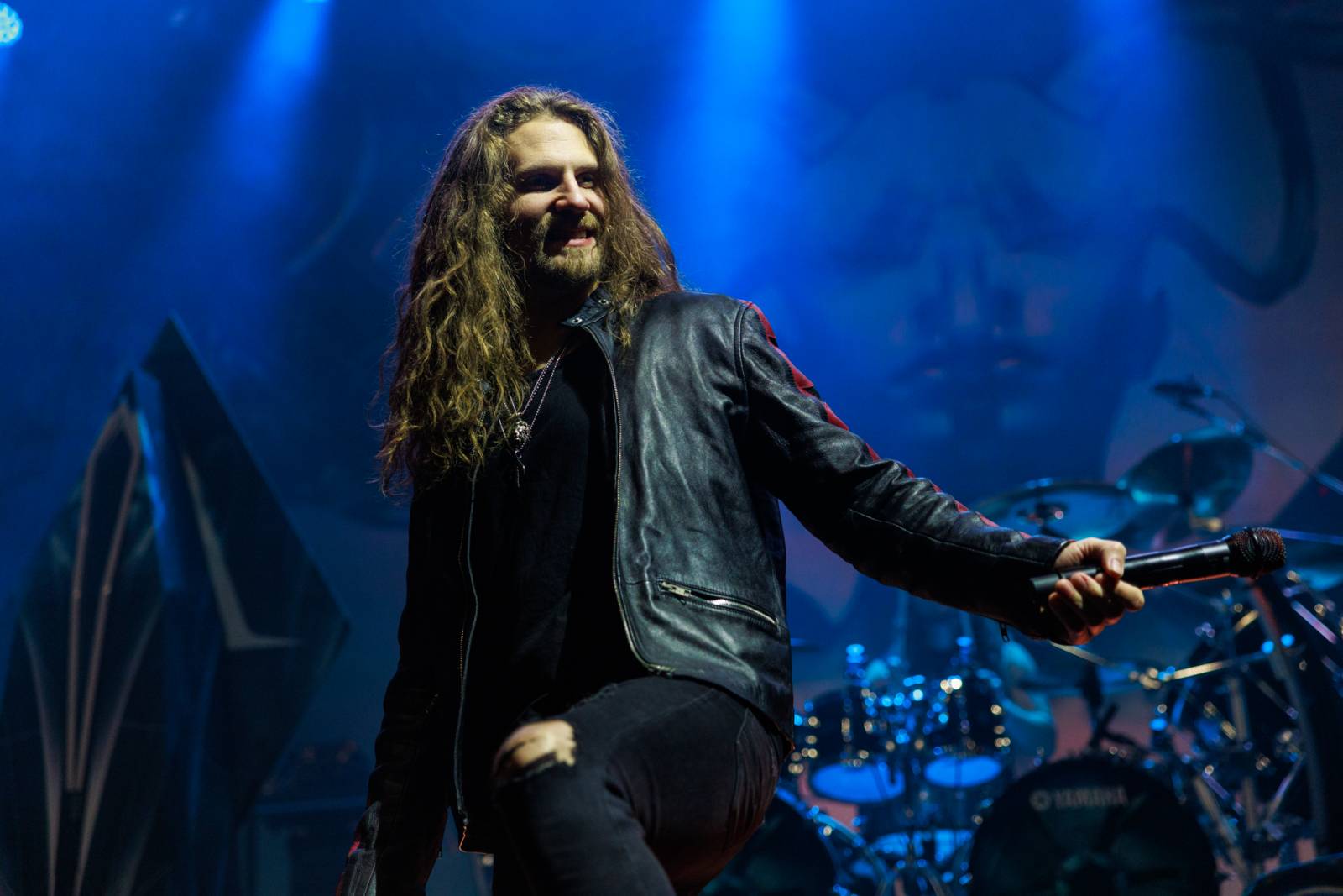 Monumentální show a silné skladby. Epica a Amaranthe dorazili do Fora Karlín, doprovodila je Charlotte Wessels 