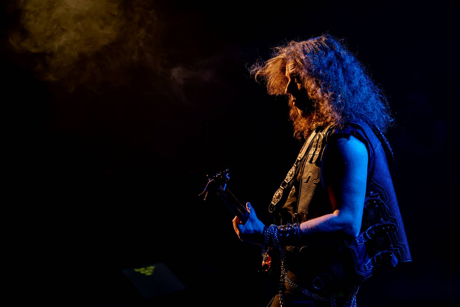 Divadlem Hybernia zněly písně Ozzyho Osbourna a Black Sabbath. Zahrál je tribute band Ozzy Forever