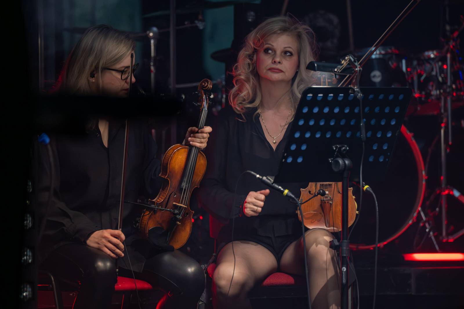 Divadlem Hybernia zněly písně Ozzyho Osbourna a Black Sabbath. Zahrál je tribute band Ozzy Forever