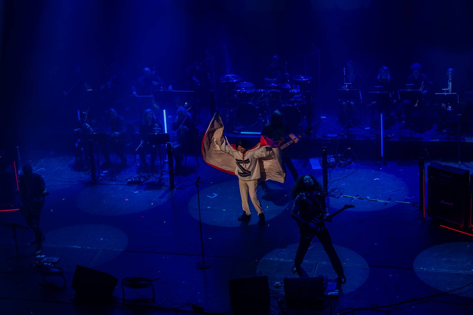 Divadlem Hybernia zněly písně Ozzyho Osbourna a Black Sabbath. Zahrál je tribute band Ozzy Forever