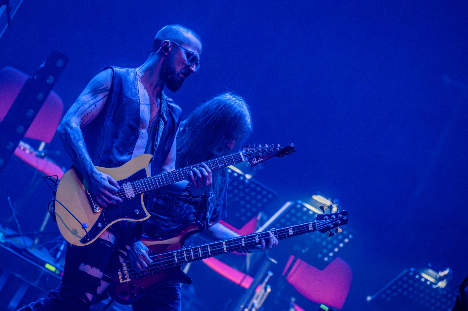 Divadlem Hybernia zněly písně Ozzyho Osbourna a Black Sabbath. Zahrál je tribute band Ozzy Forever