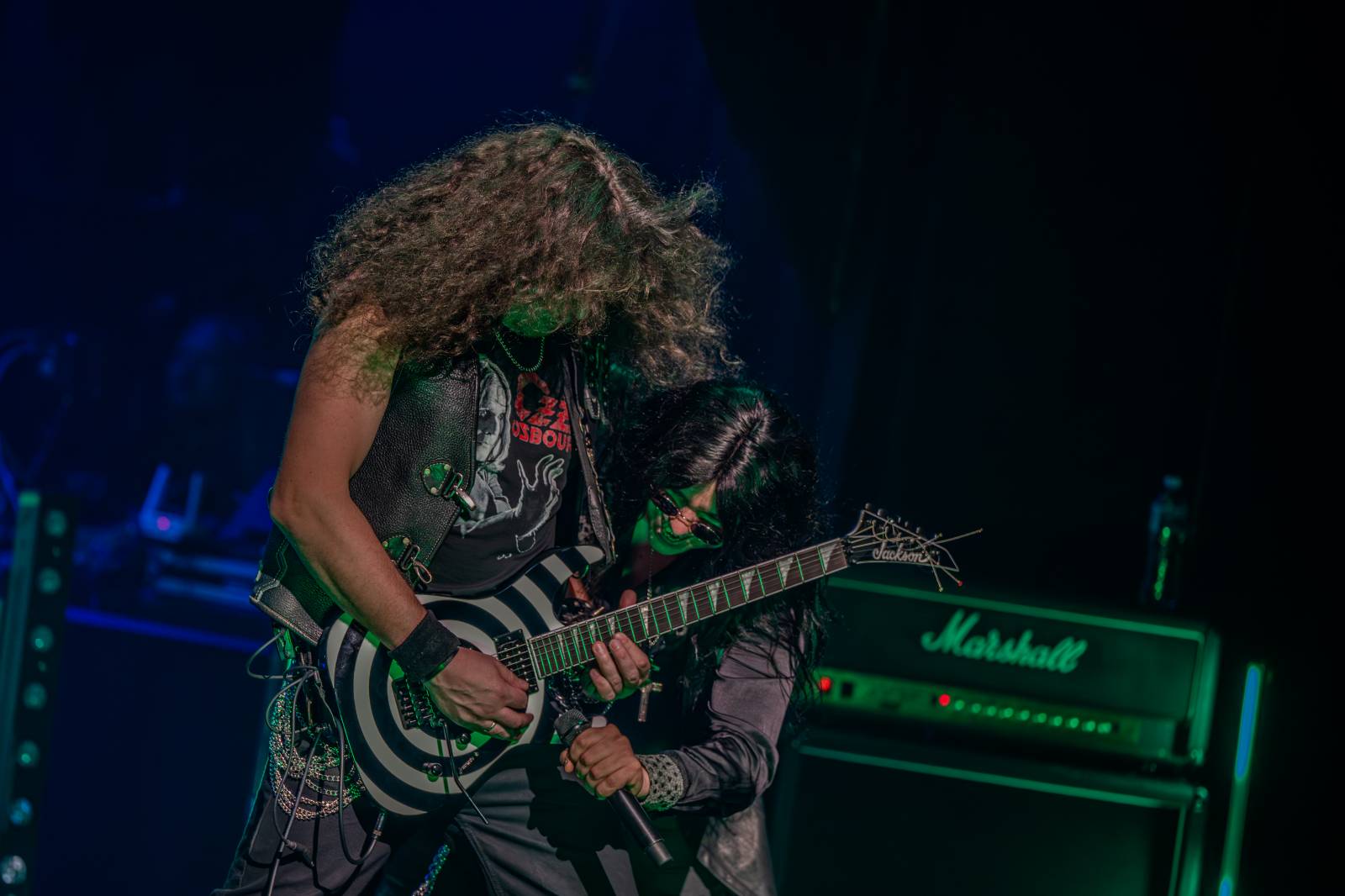 Divadlem Hybernia zněly písně Ozzyho Osbourna a Black Sabbath. Zahrál je tribute band Ozzy Forever