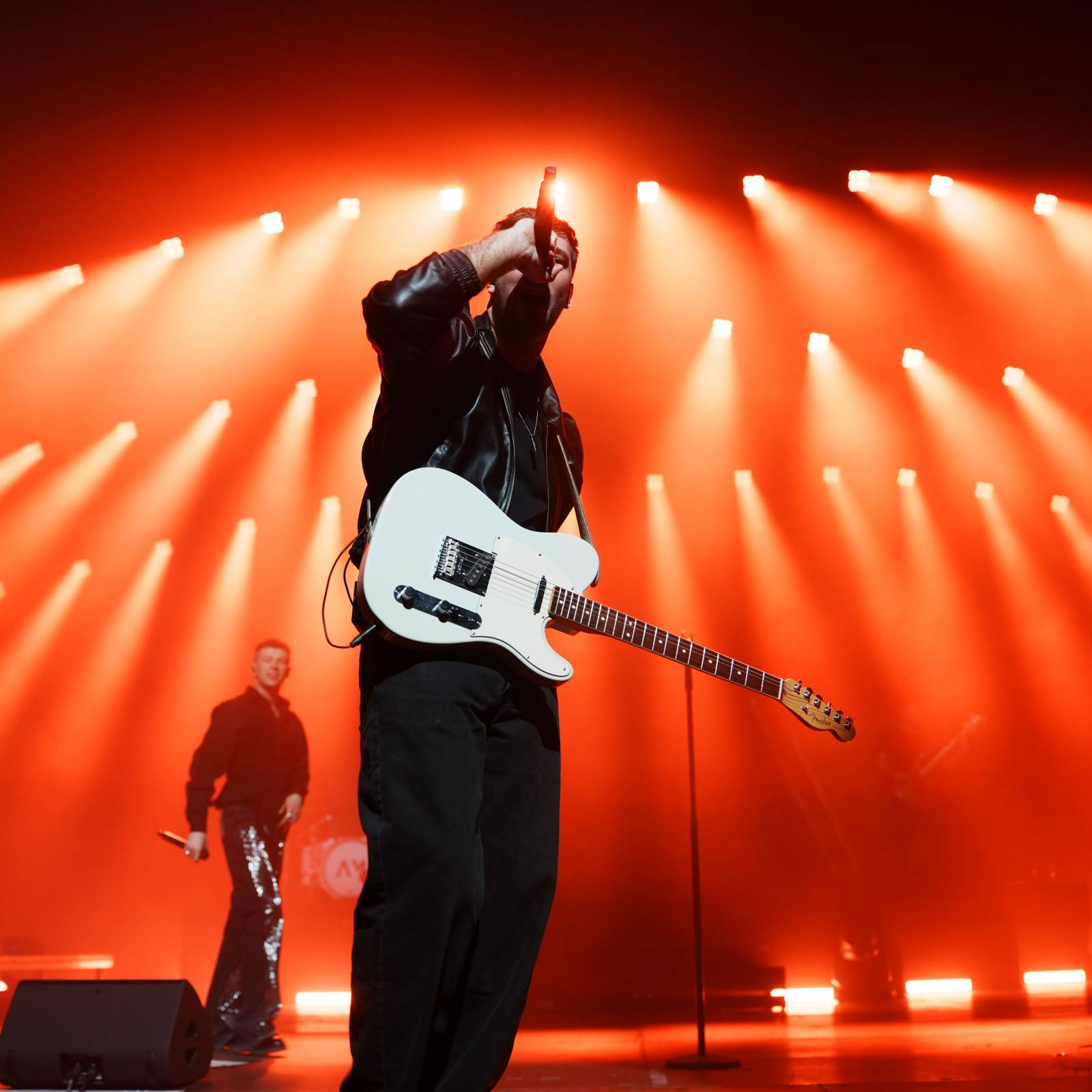 Adam Mišík podruhé ve Foru Karlín: pokřtil nové album a pozval si řadu hostů. Nechyběli Sebastian, Sofian Medjmedj a Ben Cristovao