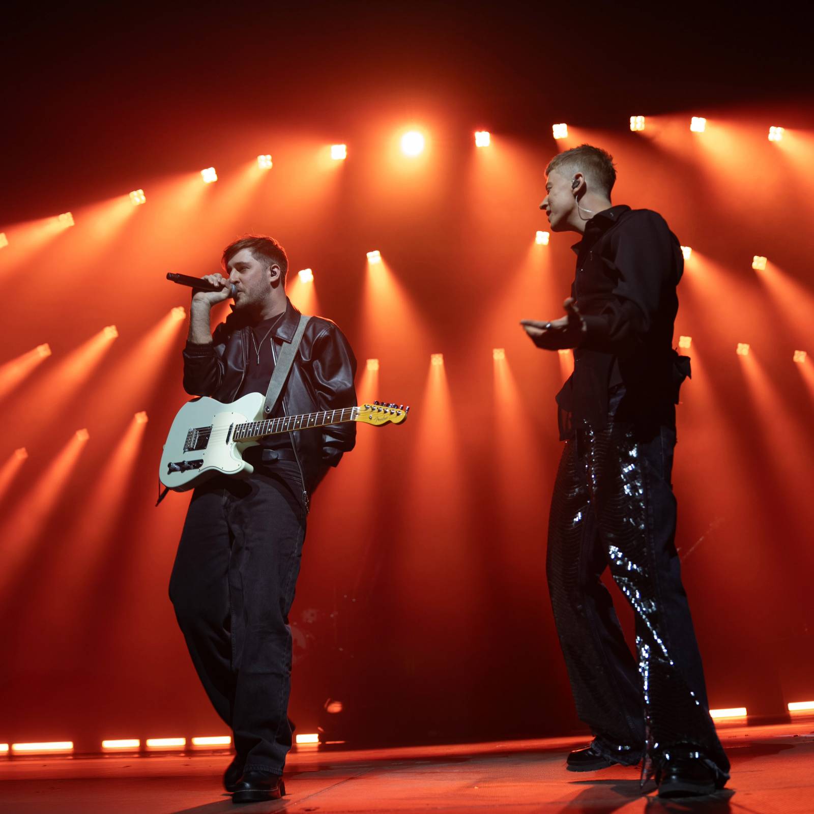 Adam Mišík podruhé ve Foru Karlín: pokřtil nové album a pozval si řadu hostů. Nechyběli Sebastian, Sofian Medjmedj a Ben Cristovao