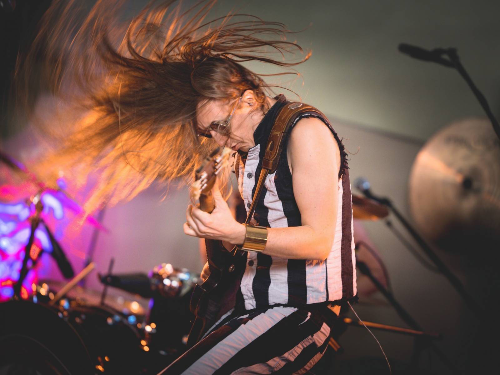 Startuje TV seriál s hvězdami Žebříku, v hlavních rolích Mňága a Žďorp, Doctor Victor, November 2nd i David Stypka