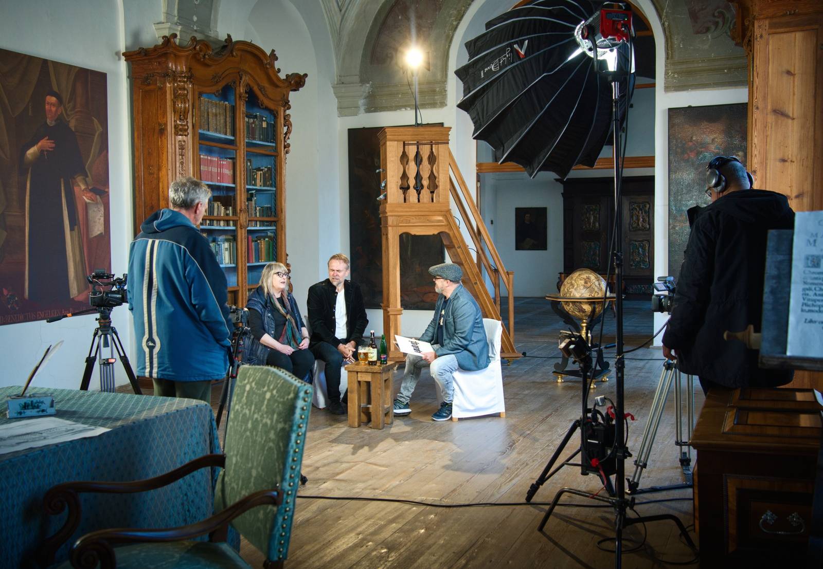 Startuje TV seriál s hvězdami Žebříku, v hlavních rolích Mňága a Žďorp, Doctor Victor, November 2nd i David Stypka