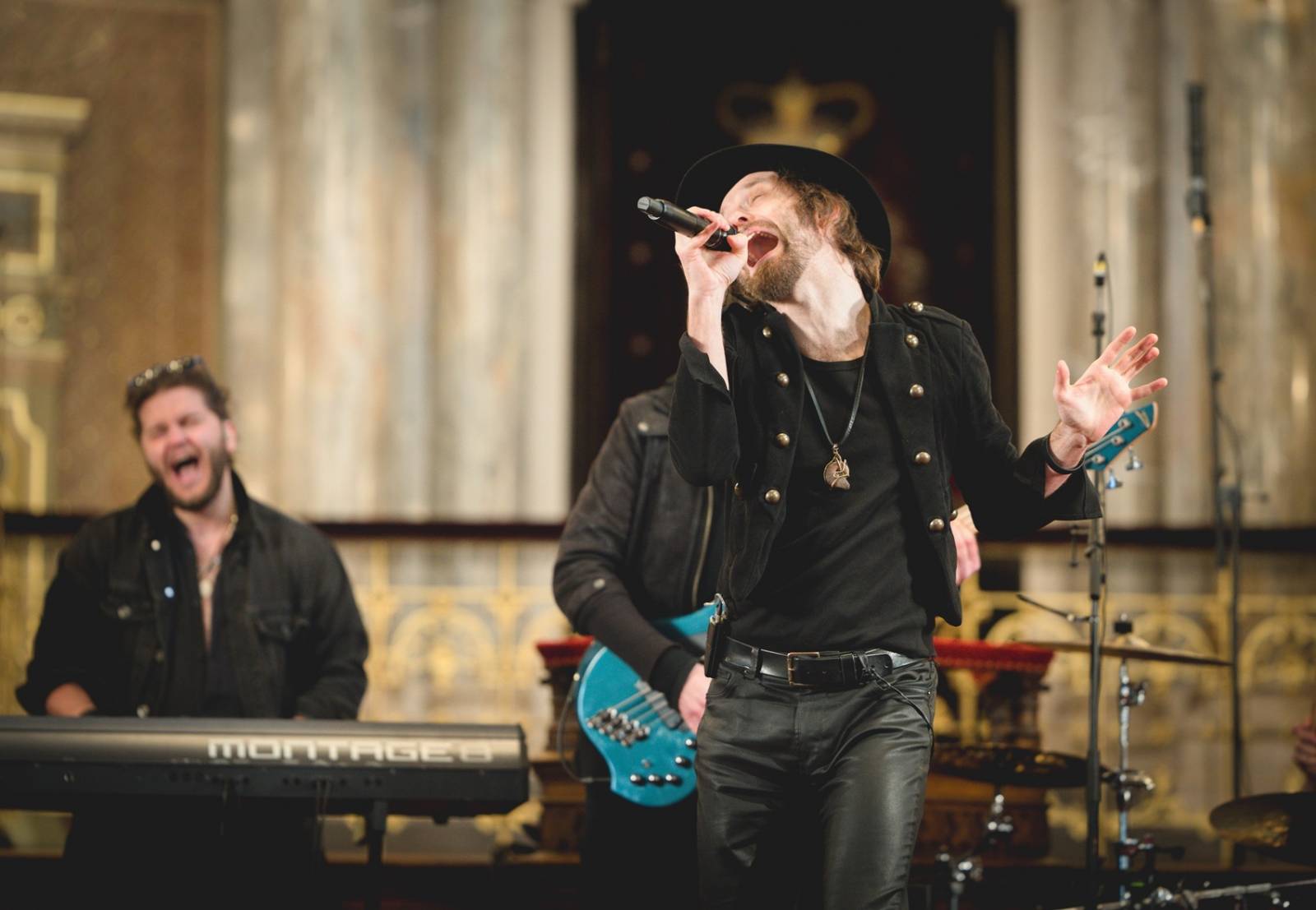 Startuje TV seriál s hvězdami Žebříku, v hlavních rolích Mňága a Žďorp, Doctor Victor, November 2nd i David Stypka