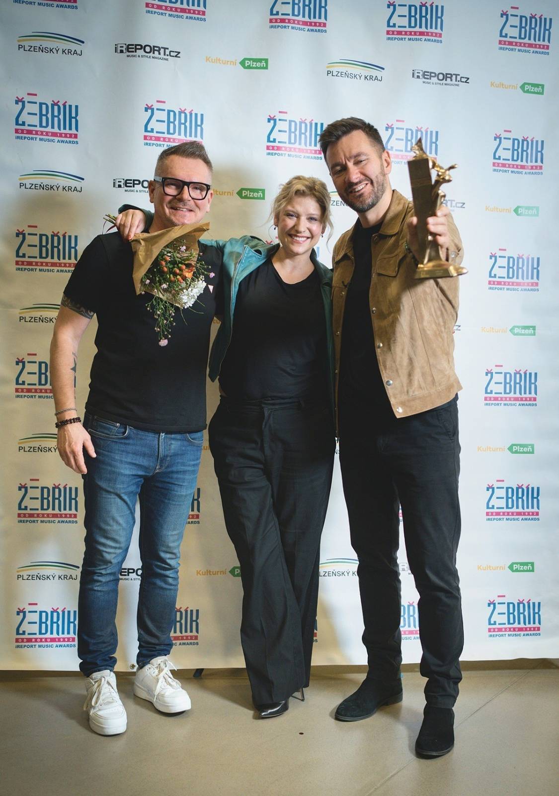 Startuje TV seriál s hvězdami Žebříku, v hlavních rolích Mňága a Žďorp, Doctor Victor, November 2nd i David Stypka