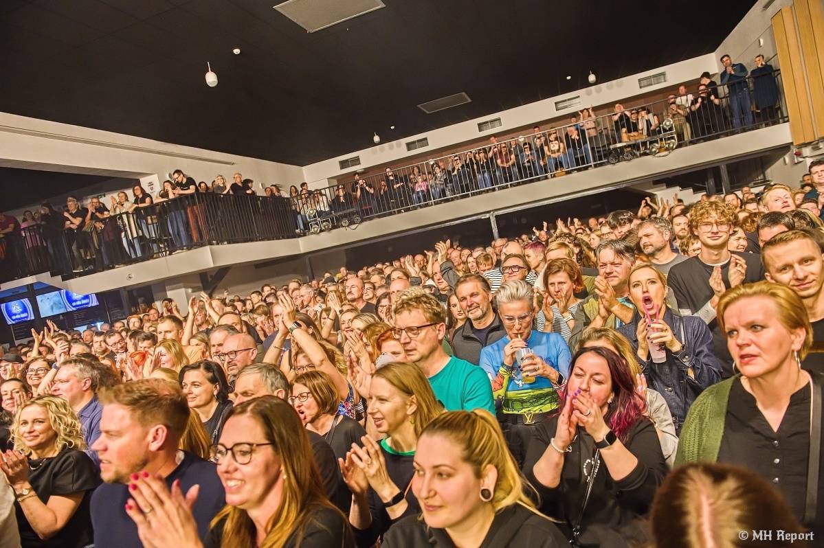 Tata Bojs roztančili vyprodanou Šeříkovku v Plzni, představili jí nové album