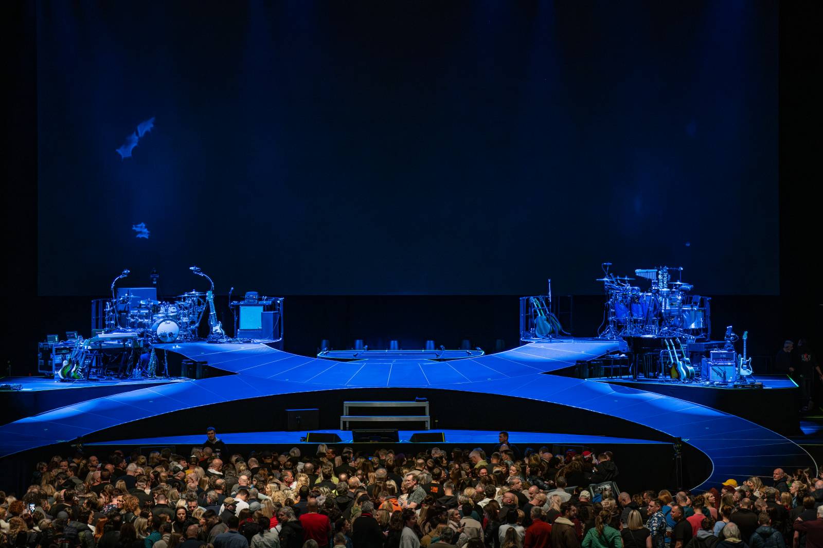 Eros Ramazzotti se popáté vrátil do pražské O2 areny, opět lámal ženská srdce