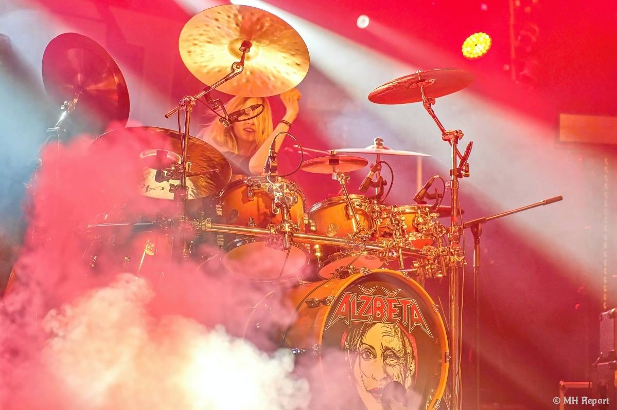 Šeříkovka v rytmu rocku: Alžběta rozjela večer, Komunál ho ovládl