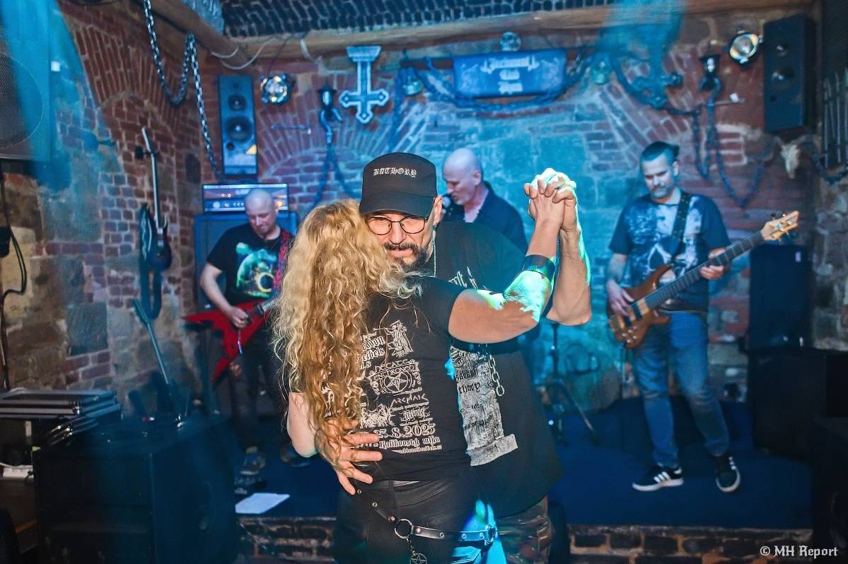 Hard & Heavy & Thrash Party rozburácela Parlament Club v Plzni. Hráli Bloodcreek, Nazgul a Spheres