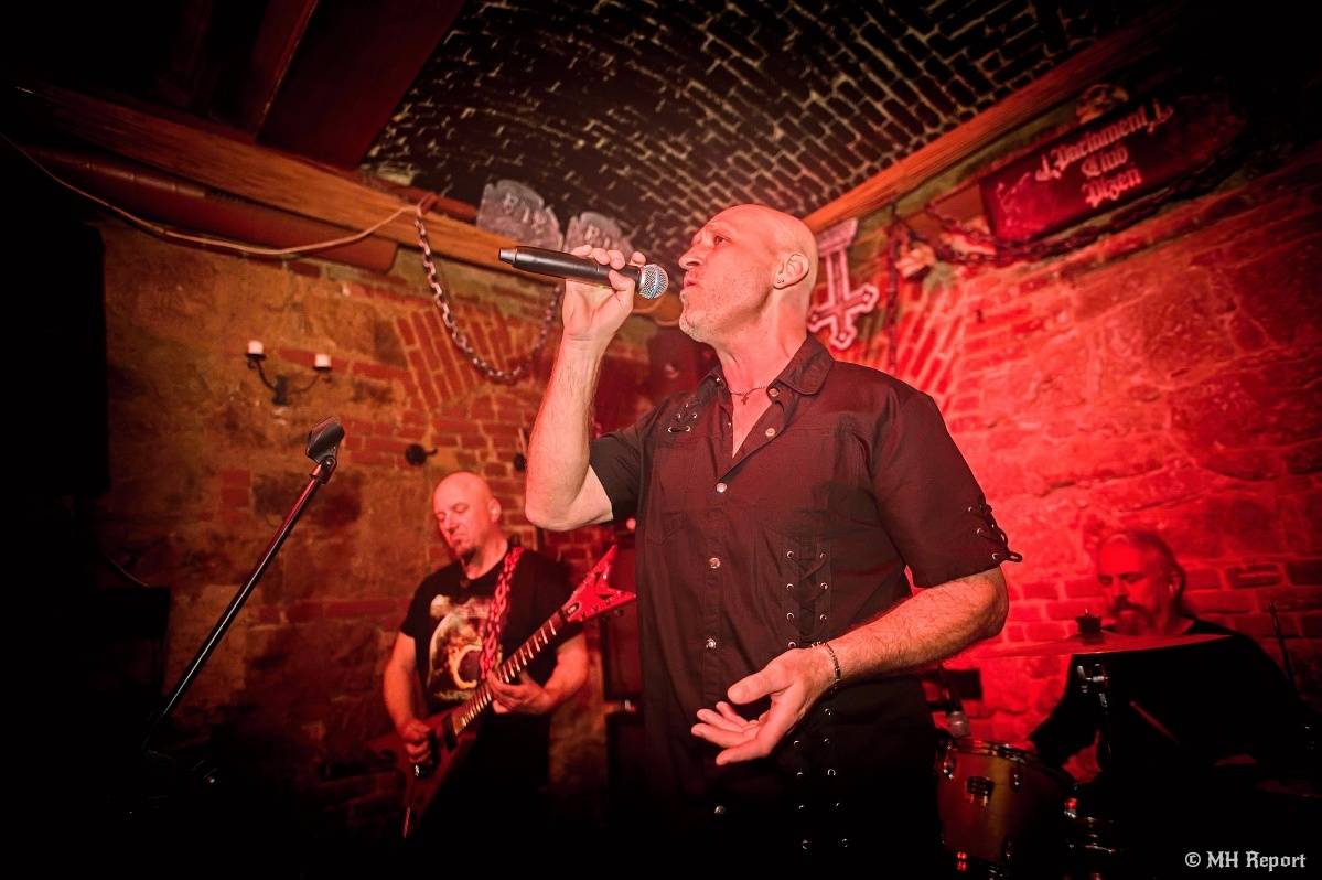 Hard & Heavy & Thrash Party rozburácela Parlament Club v Plzni. Hráli Bloodcreek, Nazgul a Spheres