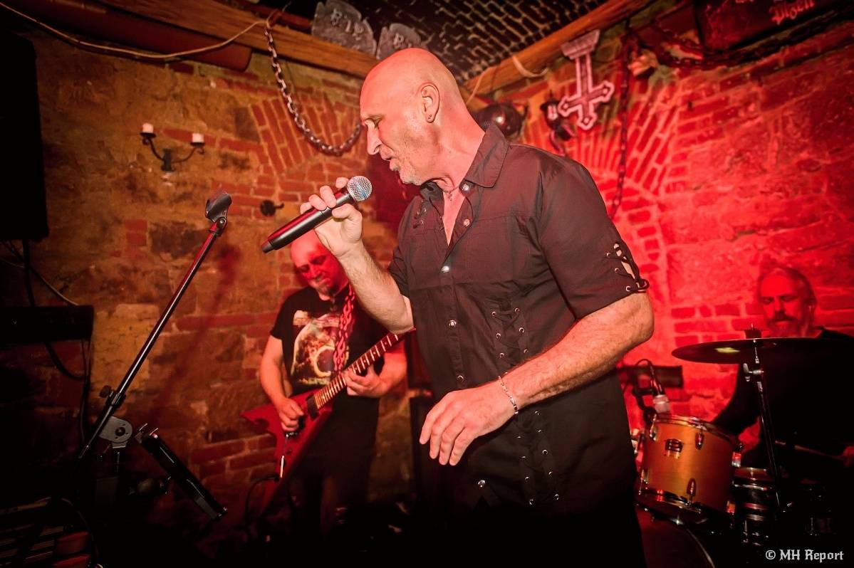 Hard & Heavy & Thrash Party rozburácela Parlament Club v Plzni. Hráli Bloodcreek, Nazgul a Spheres