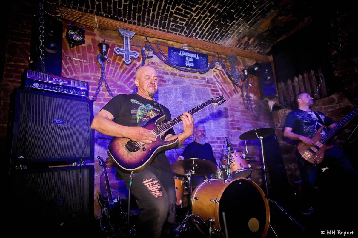 Hard & Heavy & Thrash Party rozburácela Parlament Club v Plzni. Hráli Bloodcreek, Nazgul a Spheres