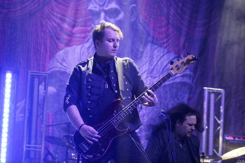 Motorband slavil v brněnském Sonu čtyřicítku. Blahopřáli mu Honza Toužimský a Roman Dragoun