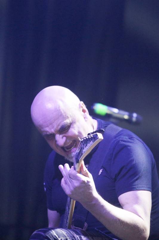 Motorband slavil v brněnském Sonu čtyřicítku. Blahopřáli mu Honza Toužimský a Roman Dragoun