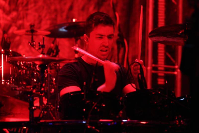 Motorband slavil v brněnském Sonu čtyřicítku. Blahopřáli mu Honza Toužimský a Roman Dragoun