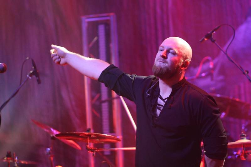 Motorband slavil v brněnském Sonu čtyřicítku. Blahopřáli mu Honza Toužimský a Roman Dragoun