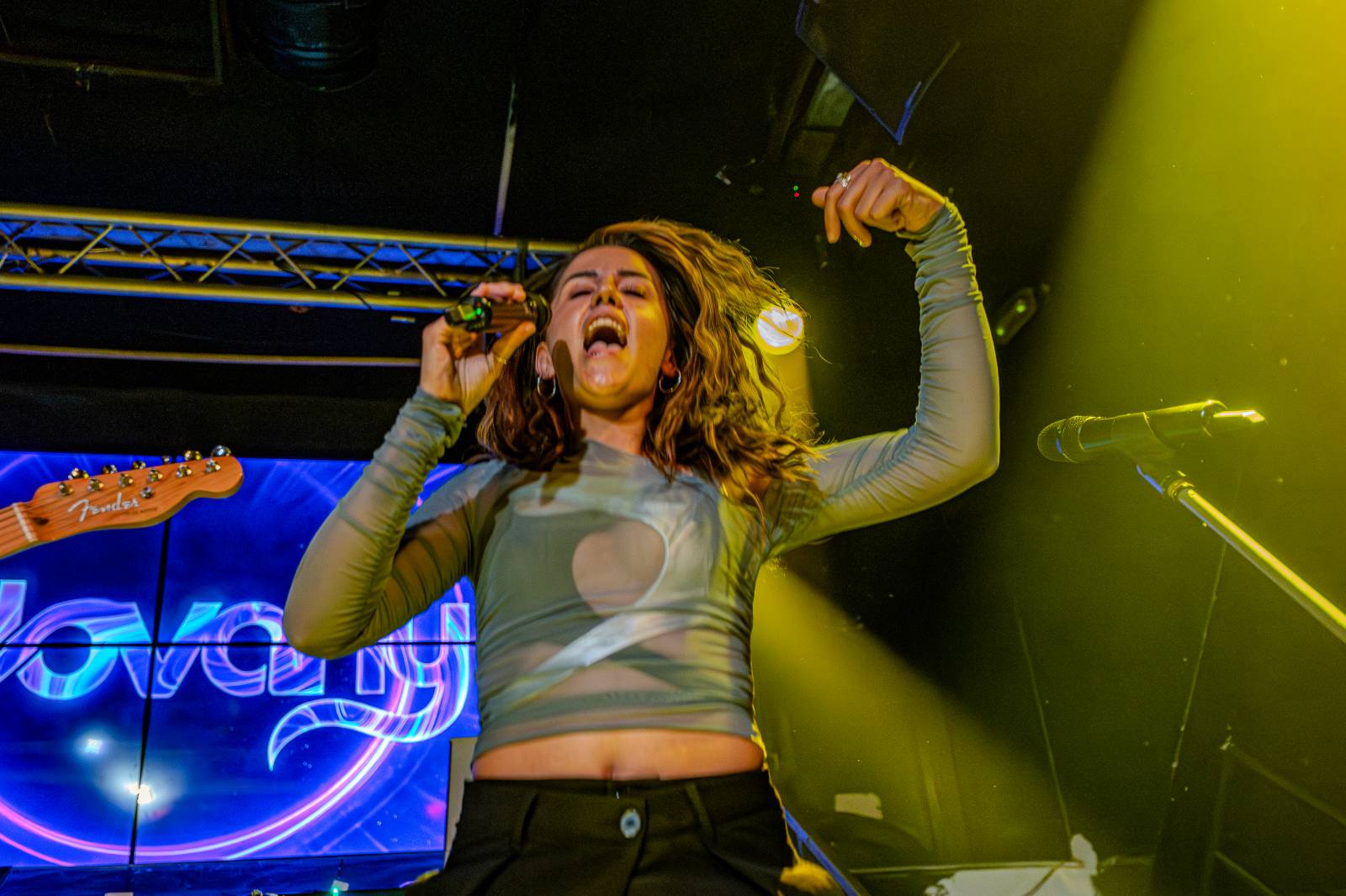 Kapela ADOVANY pokřtila nové album, v Radosti FX rozjela polštářovou bitvu