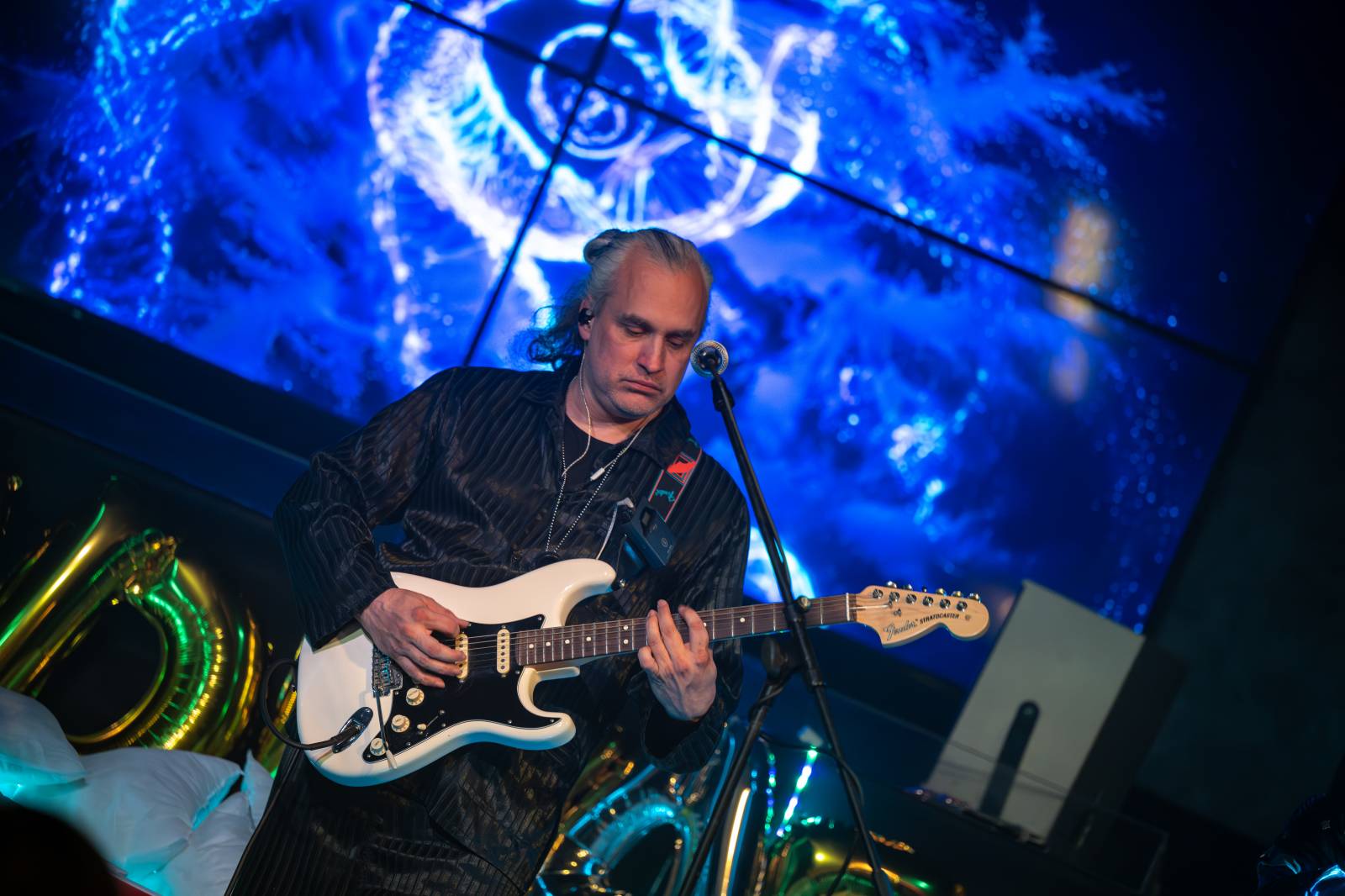 Kapela ADOVANY pokřtila nové album, v Radosti FX rozjela polštářovou bitvu