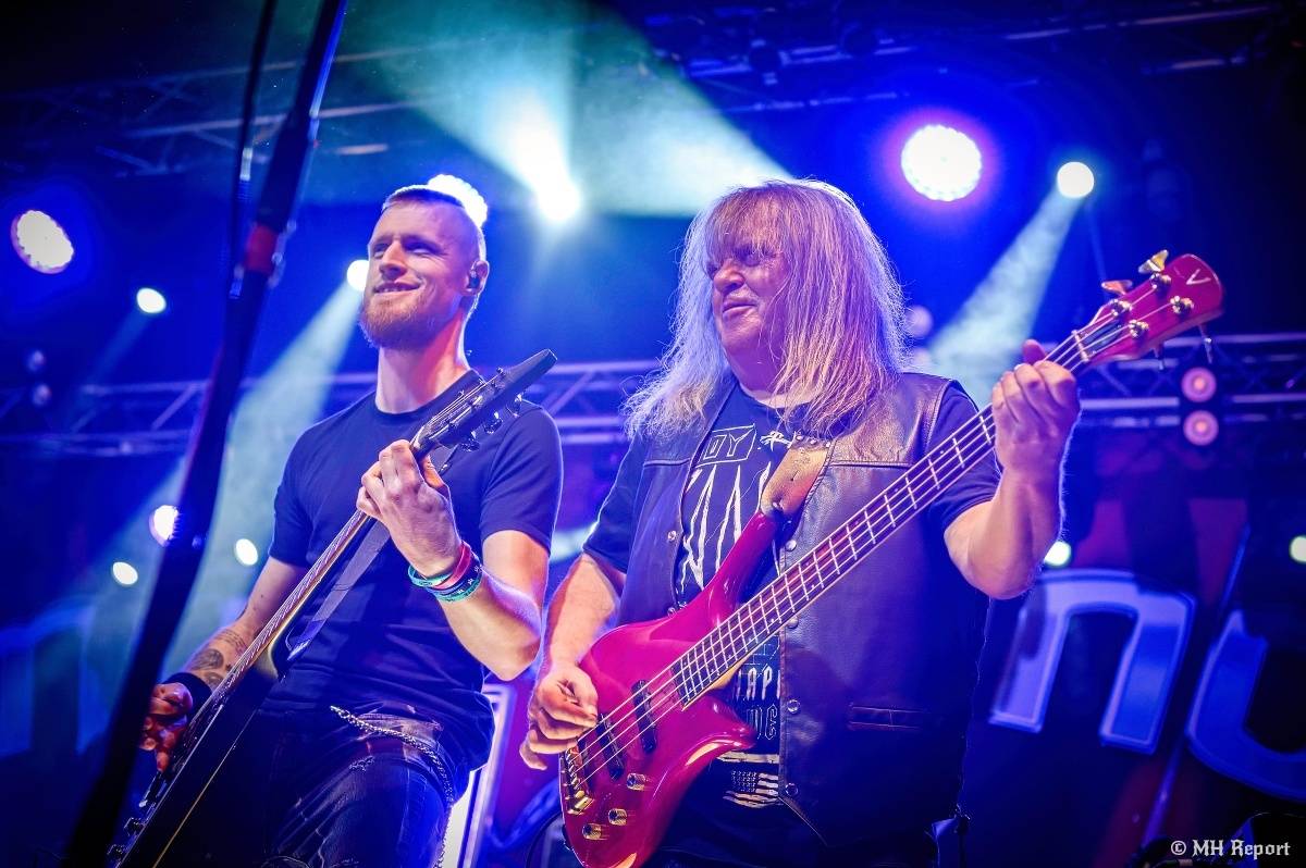 Motorband oslavil v Plzni čtyřicítku. Blahopřáli mu Ladislav Křížek,  Radek Zíka a  Honza Toužimský