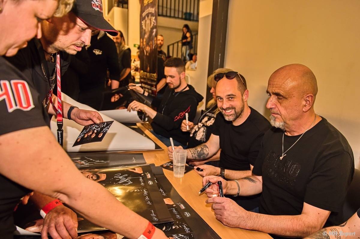 Motorband oslavil v Plzni čtyřicítku. Blahopřáli mu Ladislav Křížek,  Radek Zíka a  Honza Toužimský