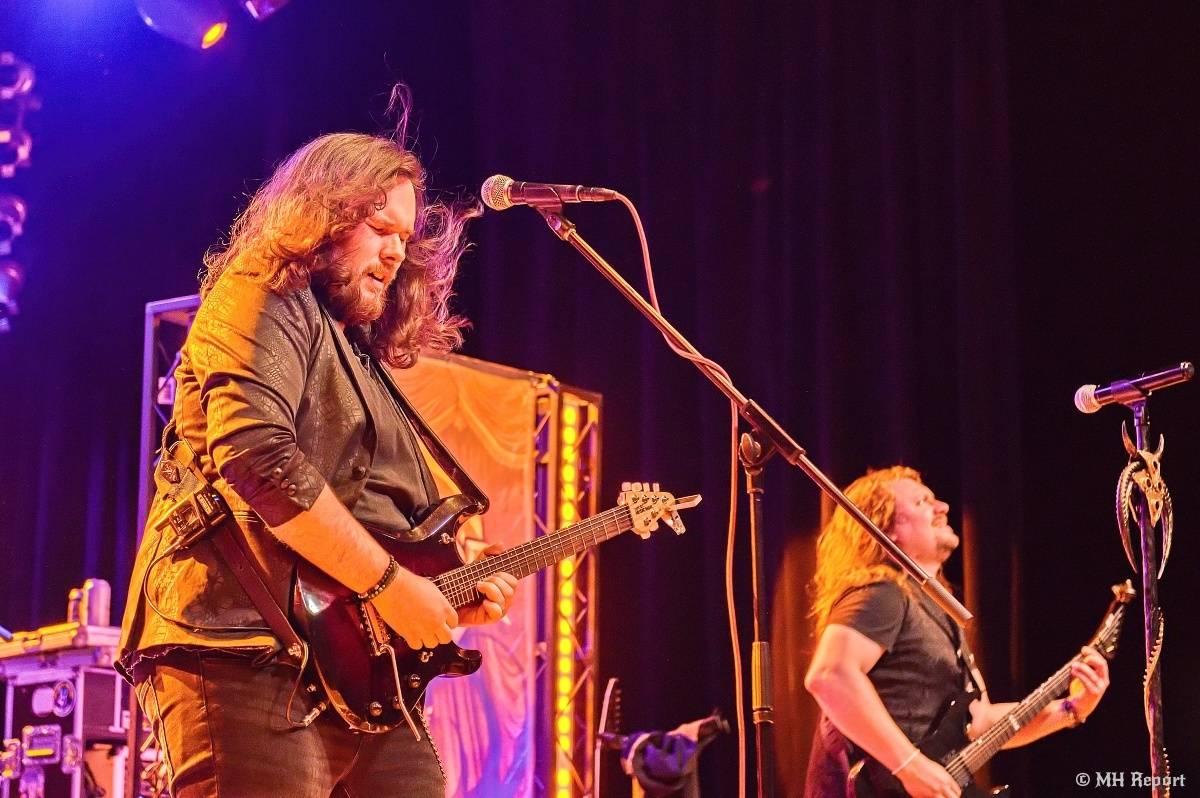 Motorband oslavil v Plzni čtyřicítku. Blahopřáli mu Ladislav Křížek,  Radek Zíka a  Honza Toužimský