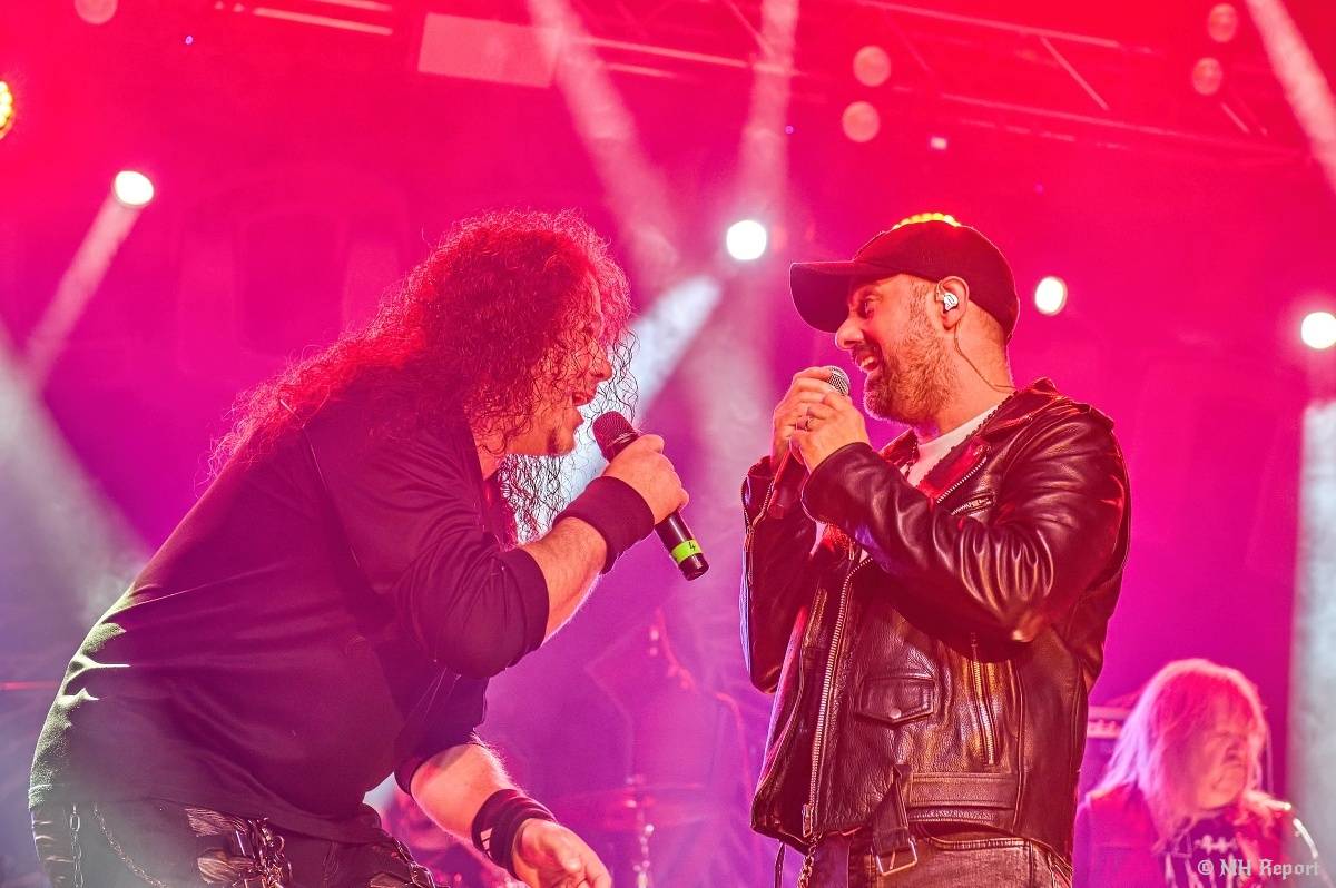 Motorband oslavil v Plzni čtyřicítku. Blahopřáli mu Ladislav Křížek,  Radek Zíka a  Honza Toužimský