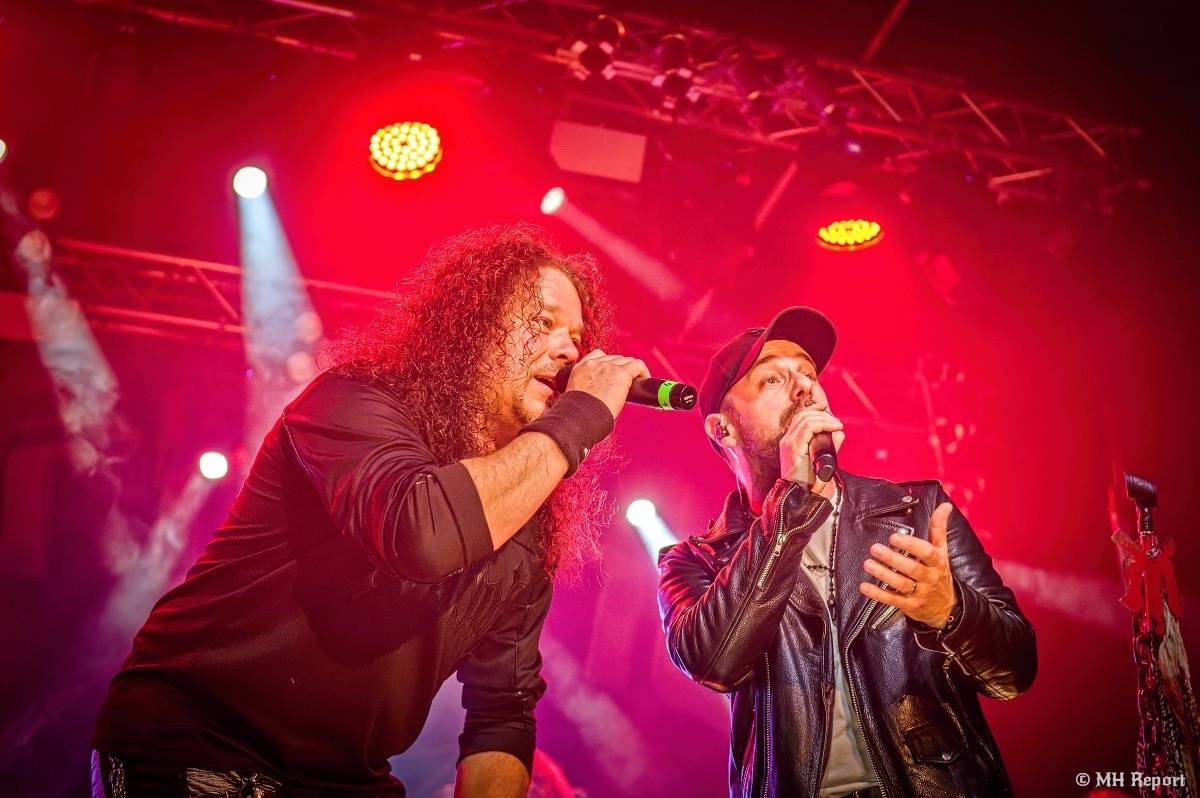 Motorband oslavil v Plzni čtyřicítku. Blahopřáli mu Ladislav Křížek,  Radek Zíka a  Honza Toužimský