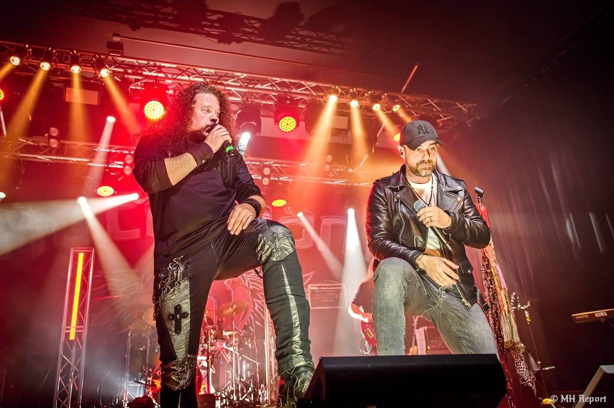 Motorband oslavil v Plzni čtyřicítku. Blahopřáli mu Ladislav Křížek,  Radek Zíka a  Honza Toužimský