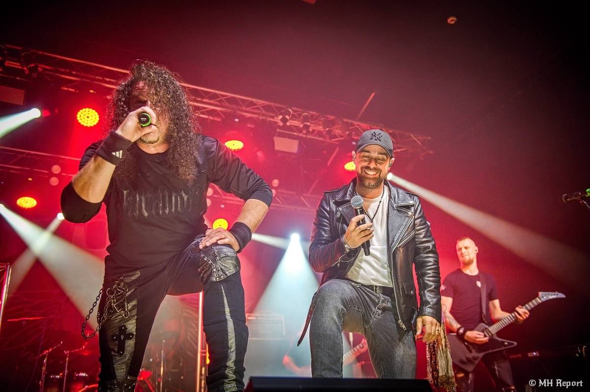 Motorband oslavil v Plzni čtyřicítku. Blahopřáli mu Ladislav Křížek,  Radek Zíka a  Honza Toužimský