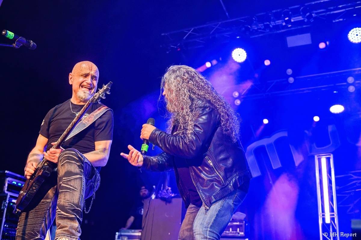 Motorband oslavil v Plzni čtyřicítku. Blahopřáli mu Ladislav Křížek,  Radek Zíka a  Honza Toužimský