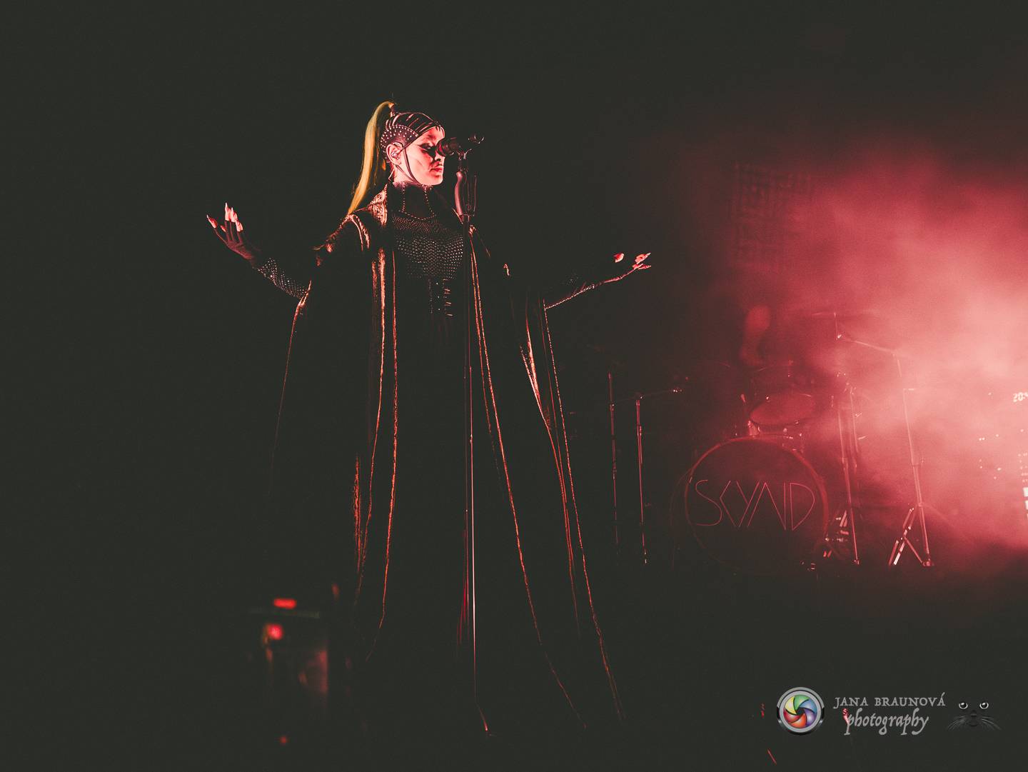 Smrtelně vážní SKYND: V Praze opět vyprávěli kriminální příběhy