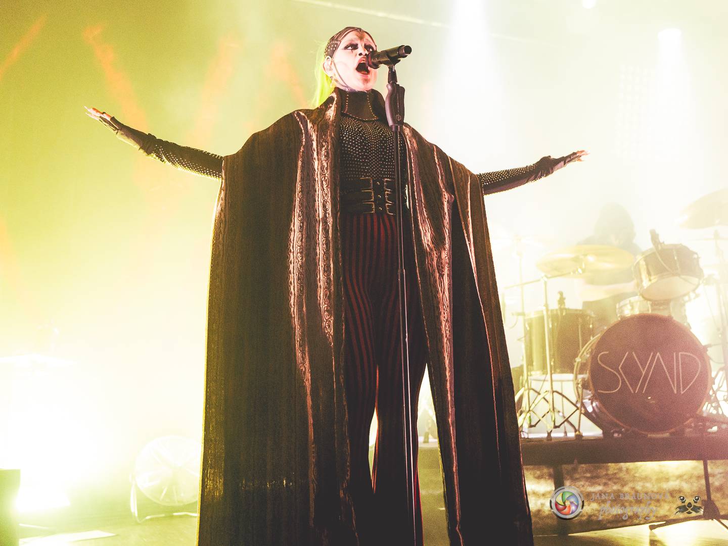 Smrtelně vážní SKYND: V Praze opět vyprávěli kriminální příběhy