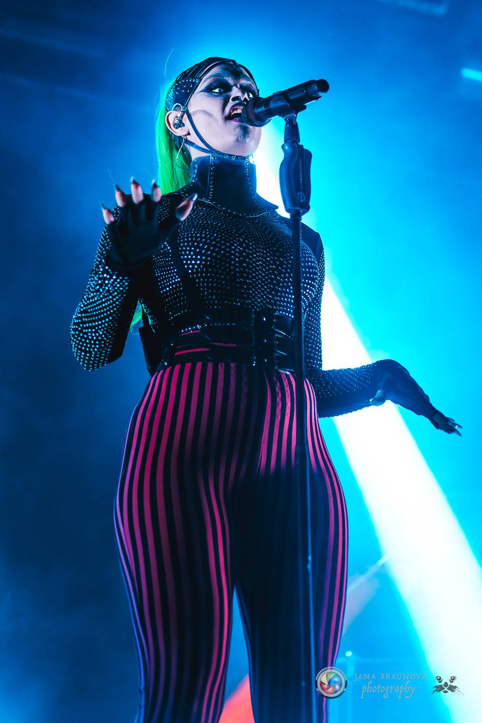 Smrtelně vážní SKYND: V Praze opět vyprávěli kriminální příběhy