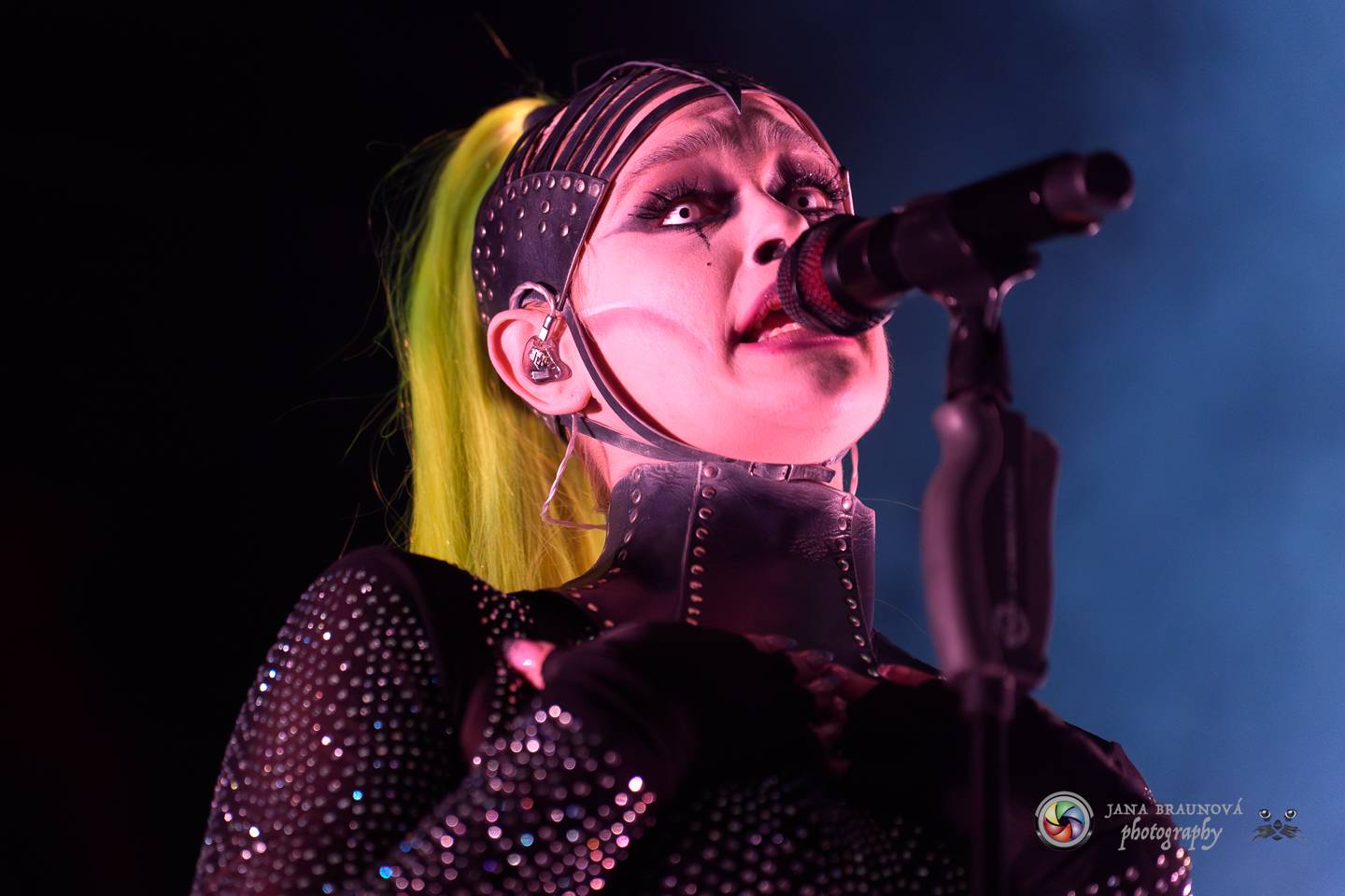 Smrtelně vážní SKYND: V Praze opět vyprávěli kriminální příběhy