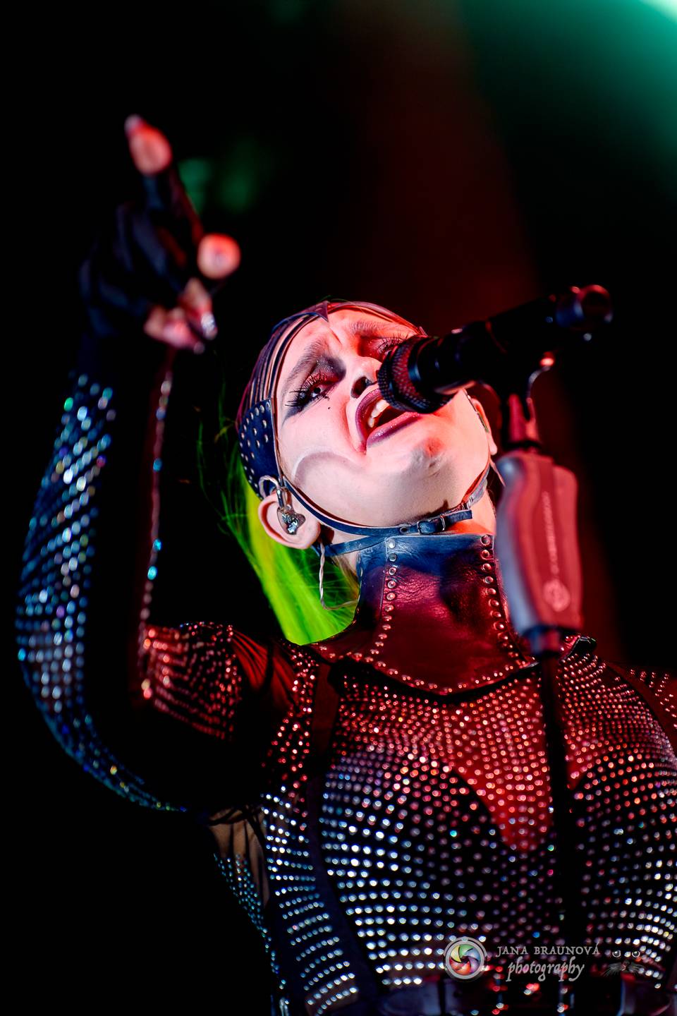 Smrtelně vážní SKYND: V Praze opět vyprávěli kriminální příběhy