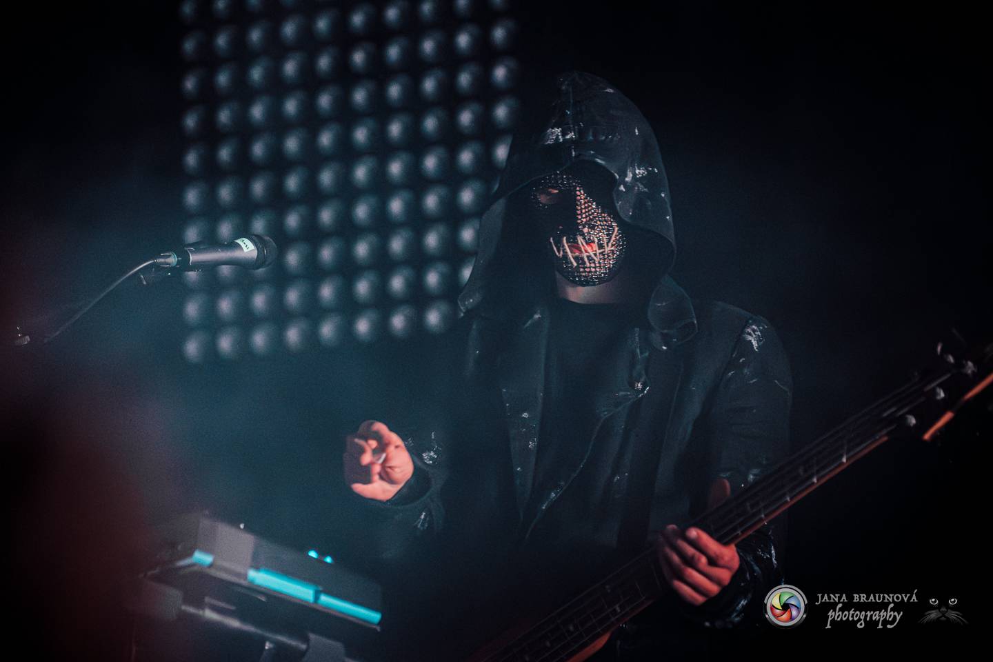 Smrtelně vážní SKYND: V Praze opět vyprávěli kriminální příběhy