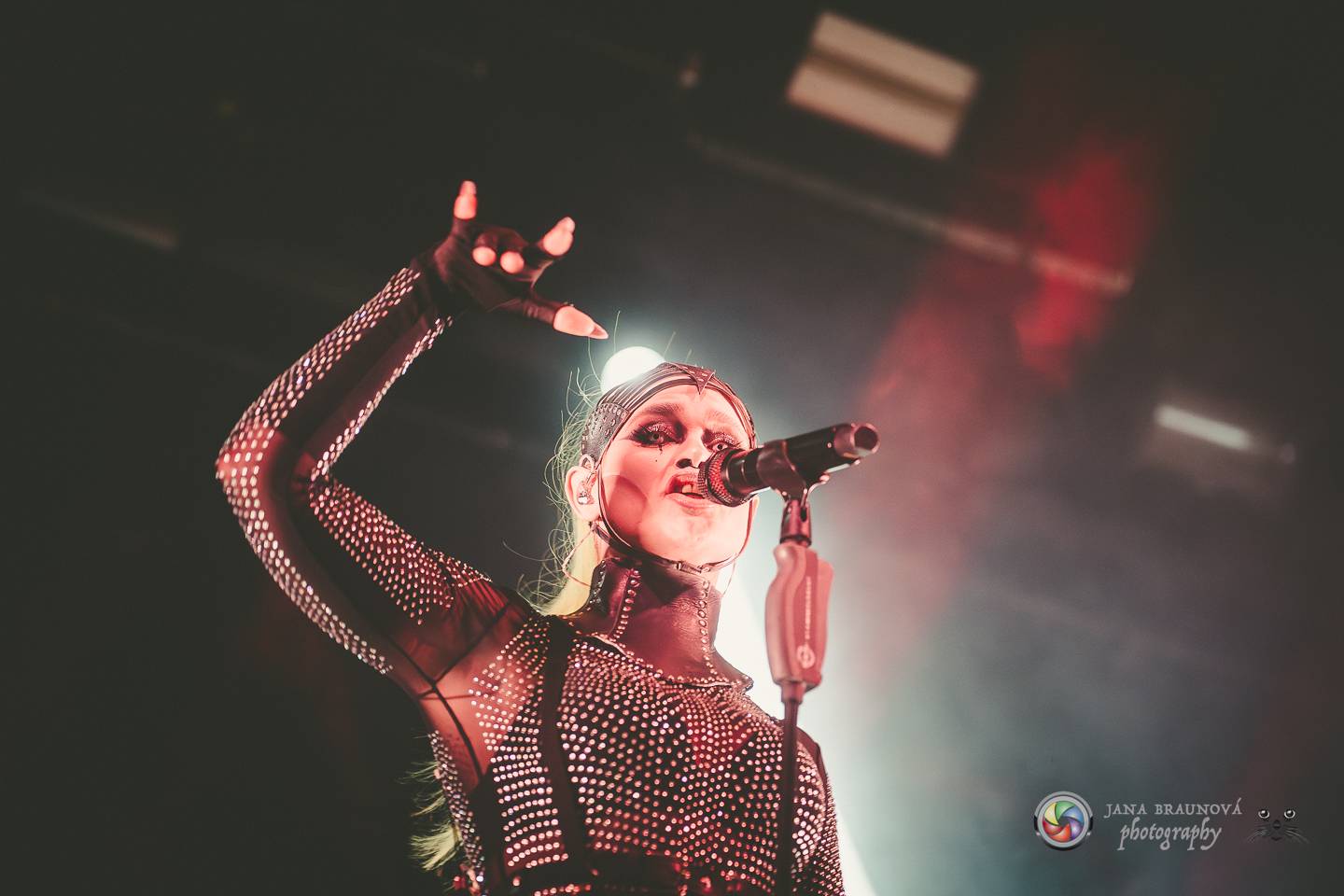 Smrtelně vážní SKYND: V Praze opět vyprávěli kriminální příběhy