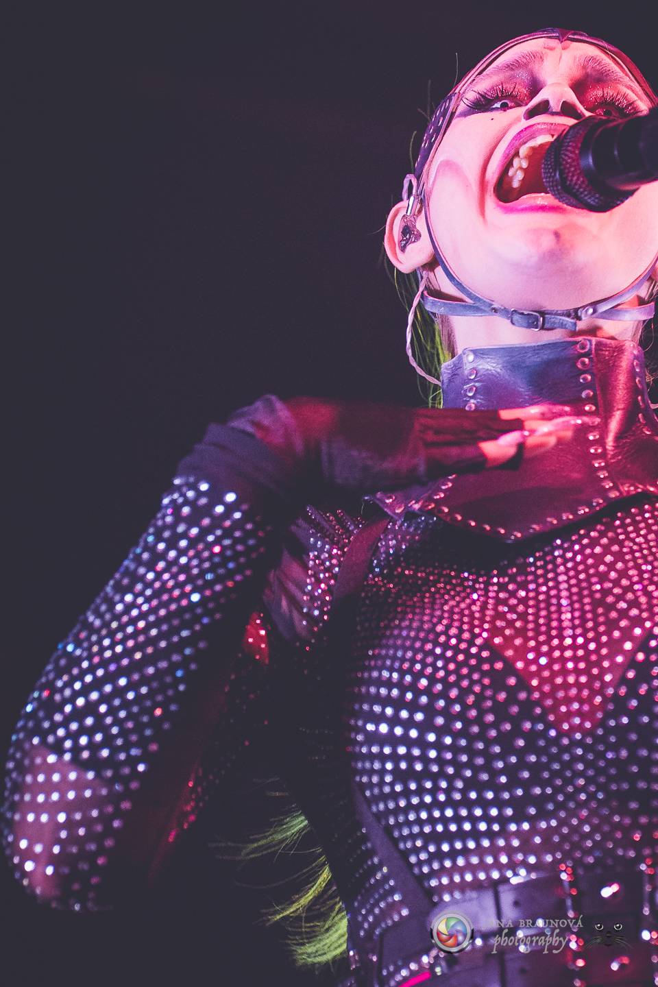 Smrtelně vážní SKYND: V Praze opět vyprávěli kriminální příběhy