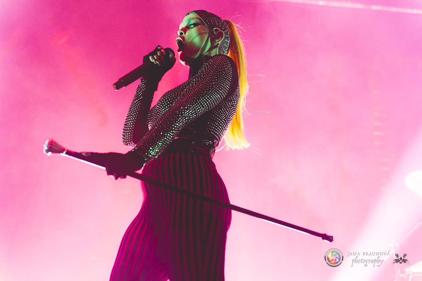 Smrtelně vážní SKYND: V Praze opět vyprávěli kriminální příběhy