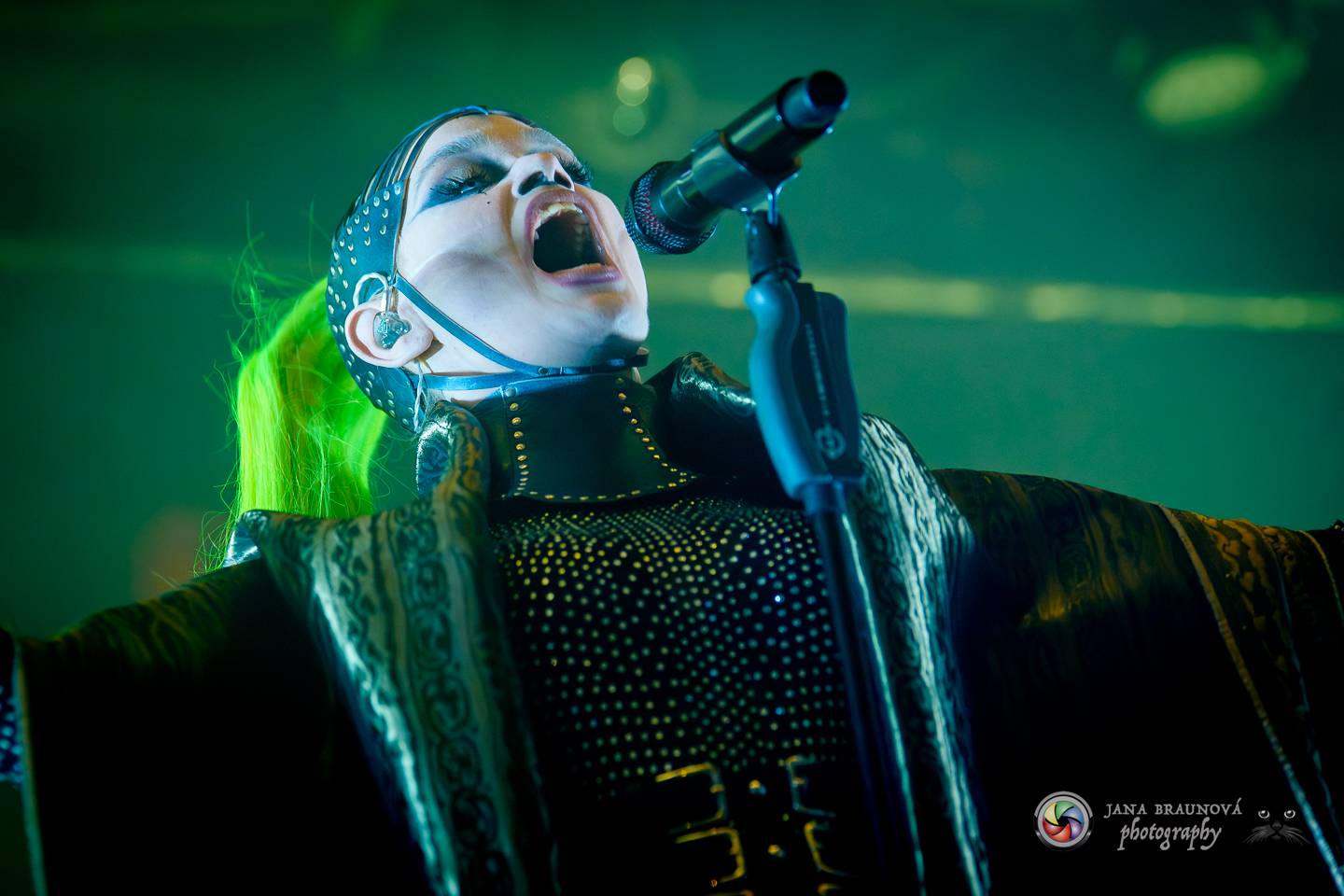 Smrtelně vážní SKYND: V Praze opět vyprávěli kriminální příběhy