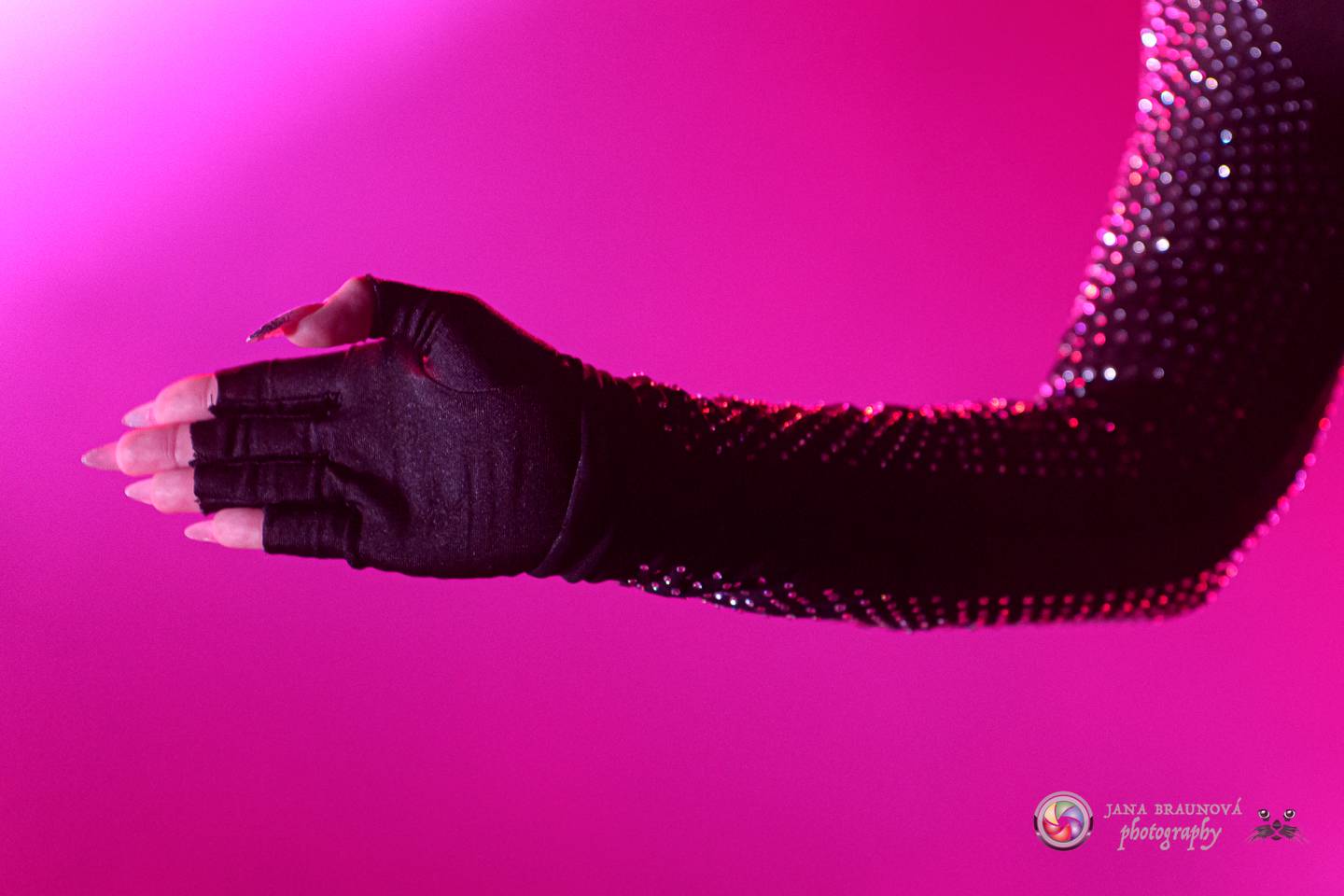 Smrtelně vážní SKYND: V Praze opět vyprávěli kriminální příběhy