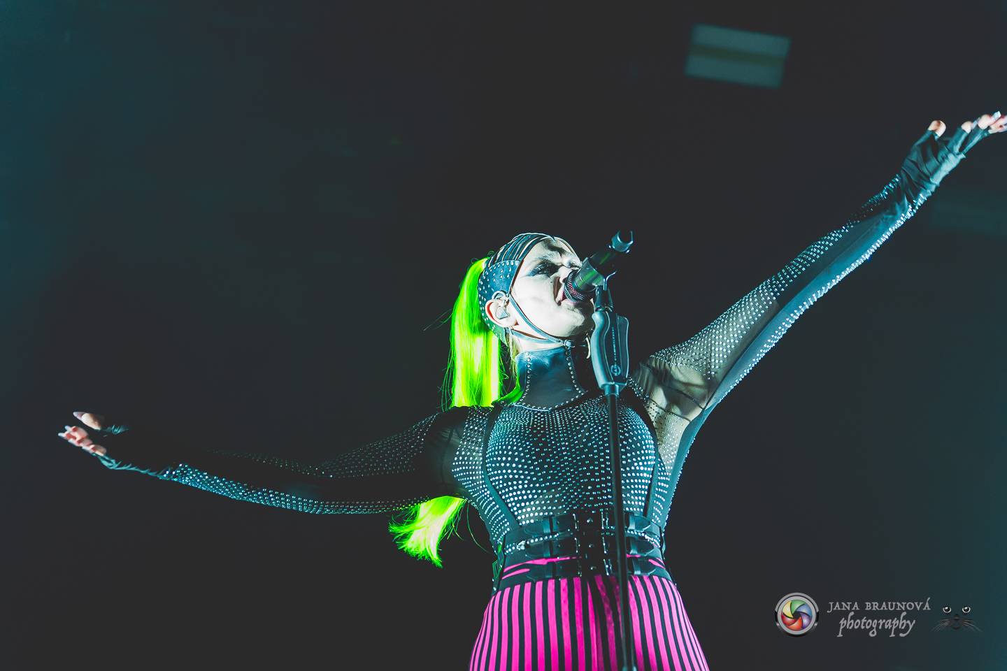 Smrtelně vážní SKYND: V Praze opět vyprávěli kriminální příběhy