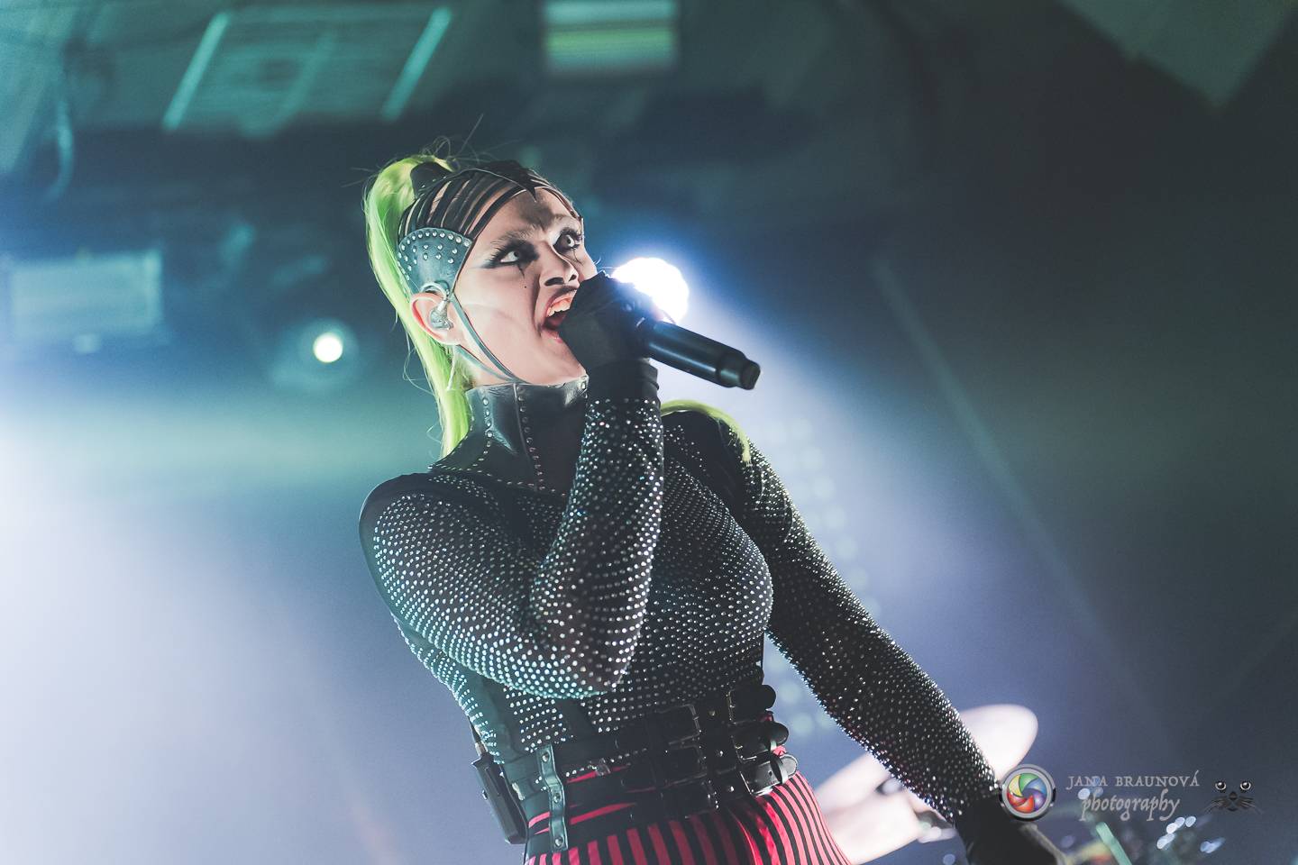 Smrtelně vážní SKYND: V Praze opět vyprávěli kriminální příběhy